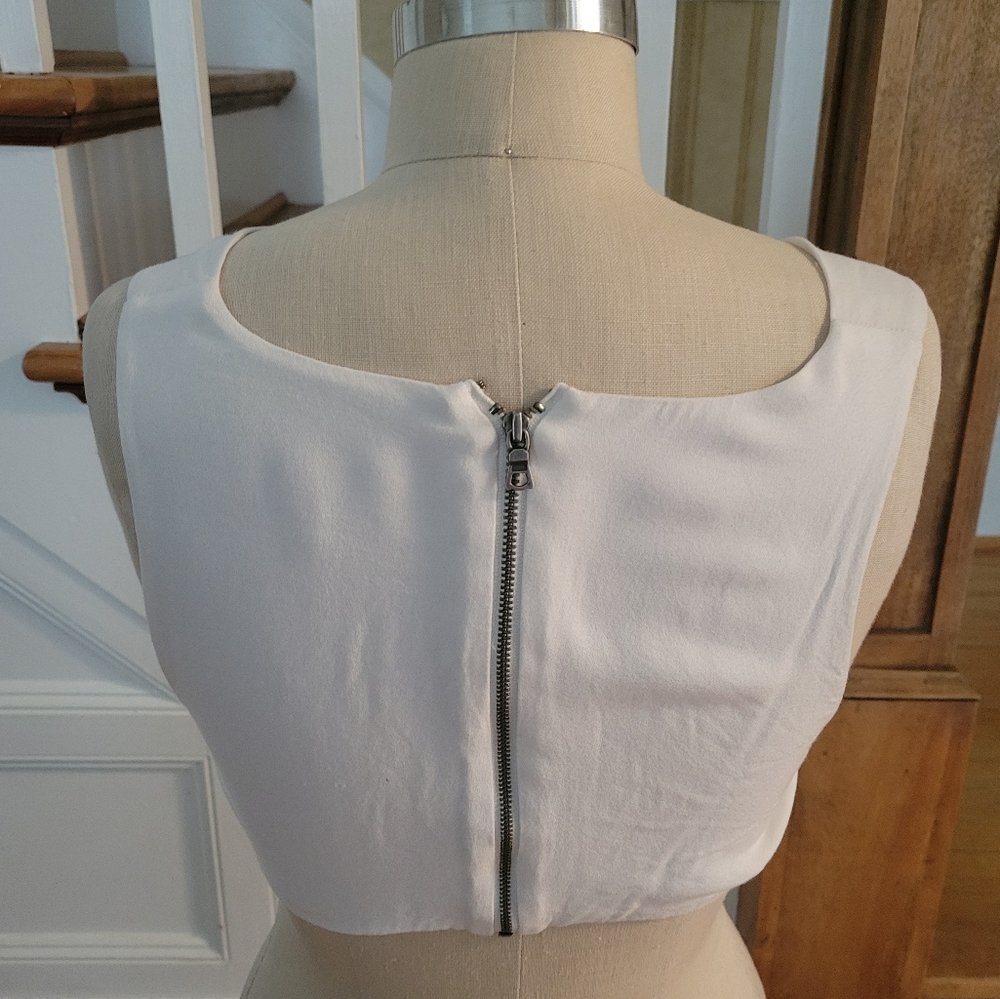 ALICE  + OLIVIA White Romper  Size 6 - Picture 6 of 13